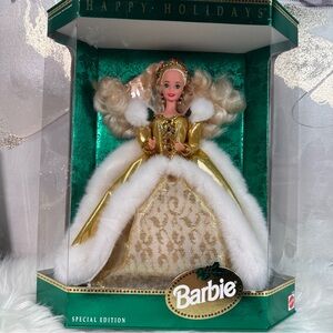 1994 Happy Holidays Barbie Doll Special Edition Barbie RARE Mint Con unopened.